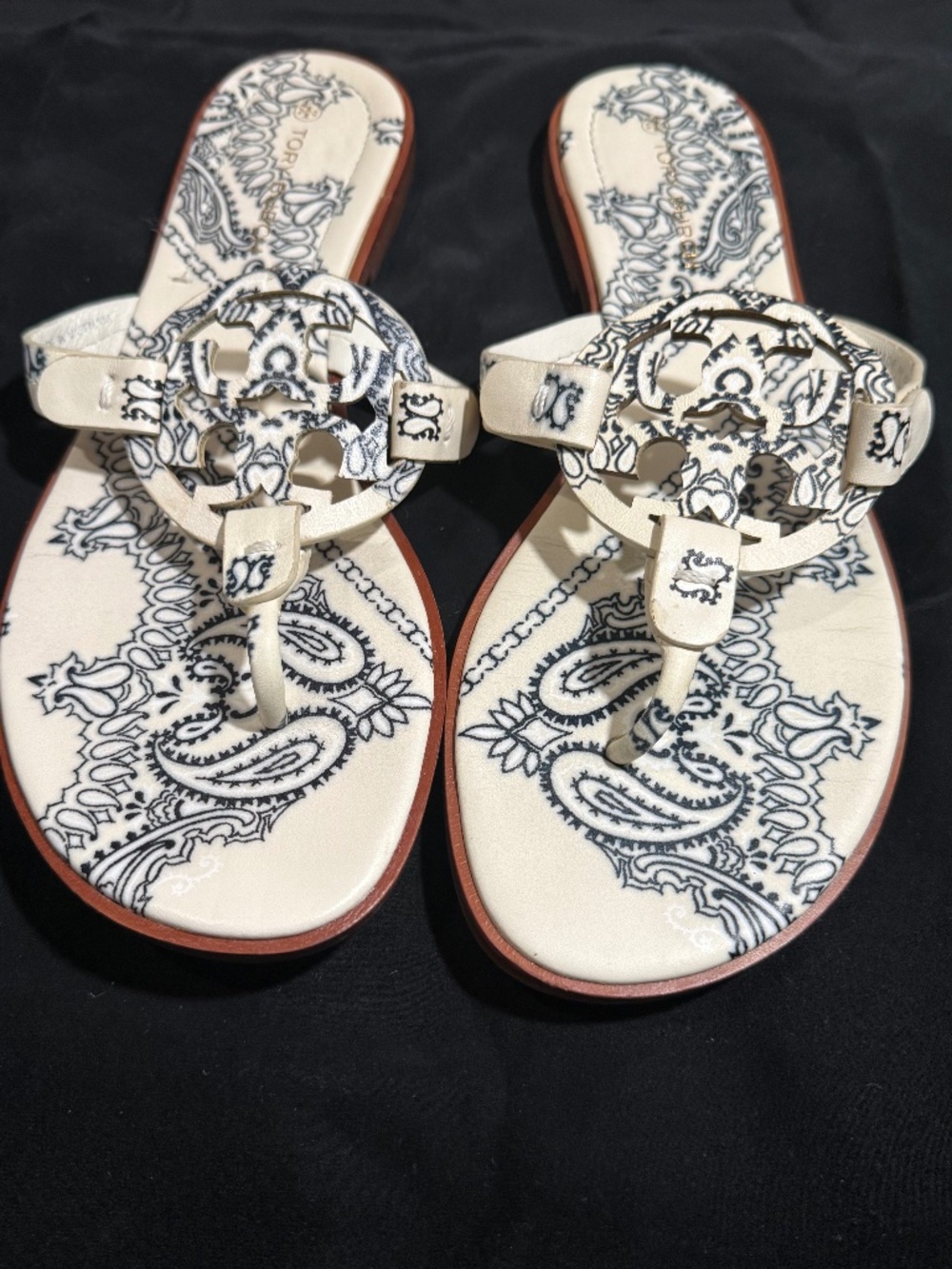 Tory Burch Miller Bandana Print Leather Sandal  Black Size 8